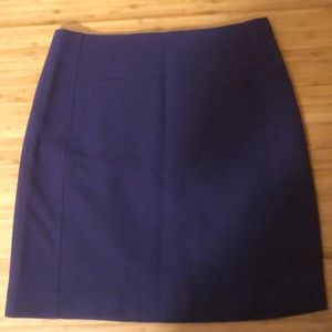 Ann Taylor LOFT pencil skirt. Purple. Size: 0